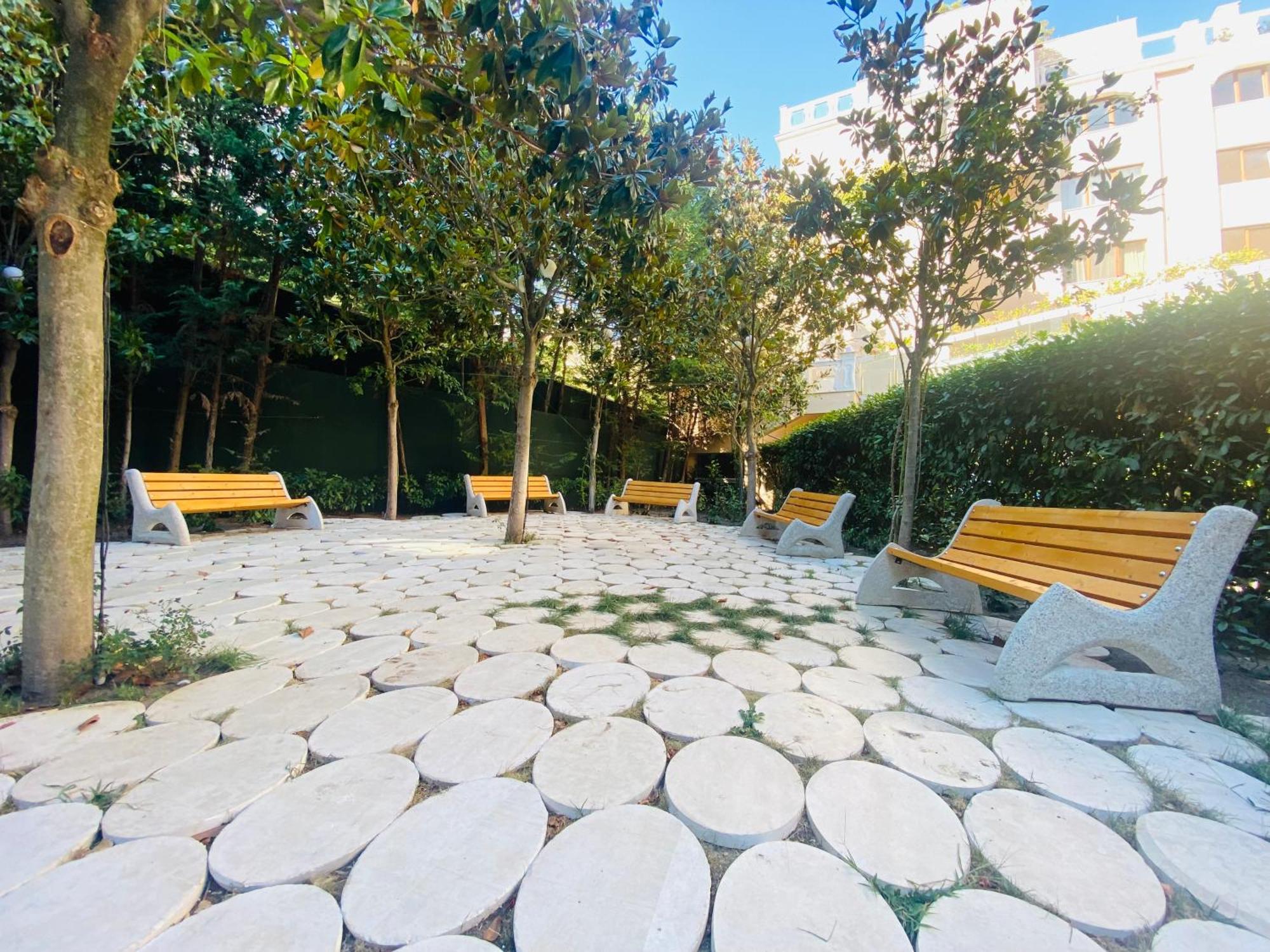 1Bd Ap In La Mer Complex Private Beach And Pool Goldstrand Exterior foto